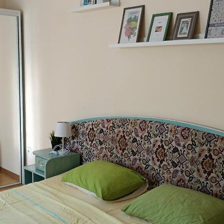 Vip Apartments In The Centre Mukacheve Luaran gambar